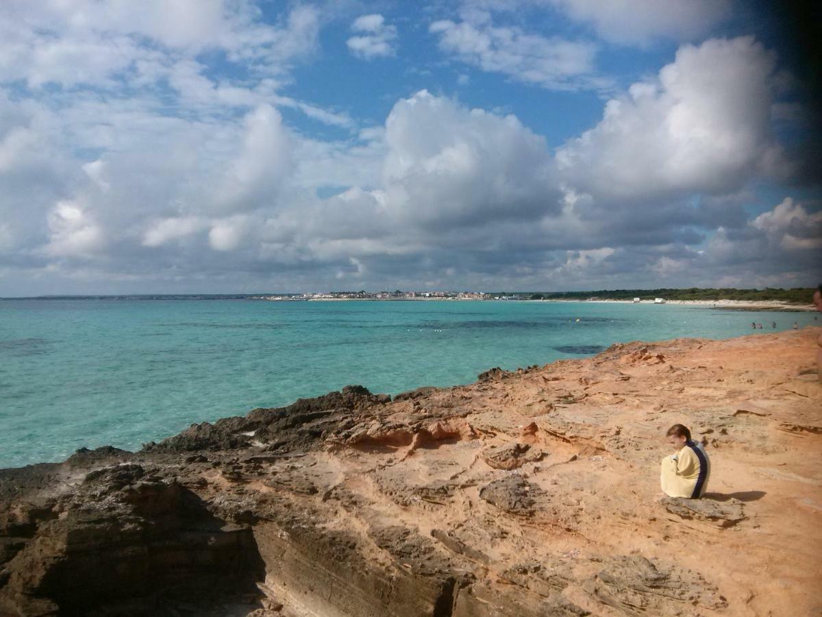 Ca Na Clar Villa Sa Ràpita Екстериор снимка